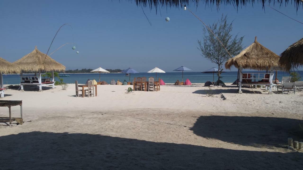 Sunset Beach Bungalow Gili Meno Exteriör bild