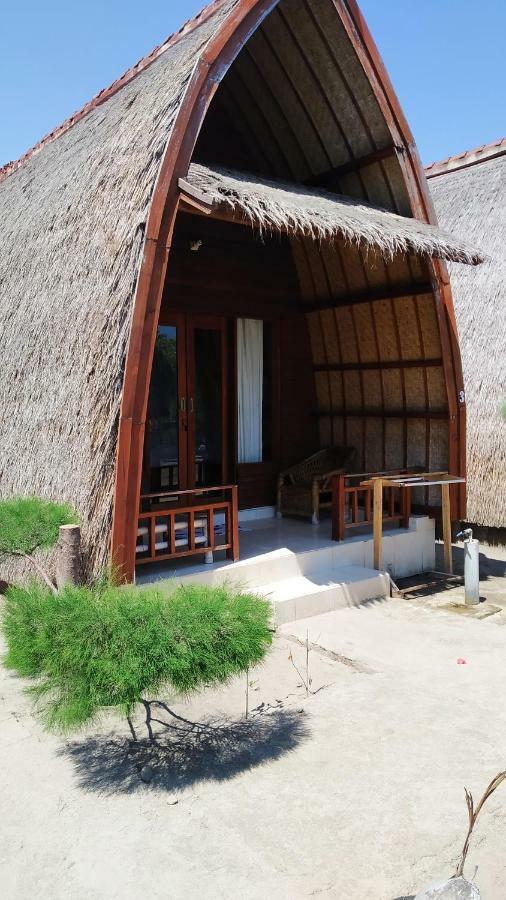 Sunset Beach Bungalow Gili Meno Exteriör bild