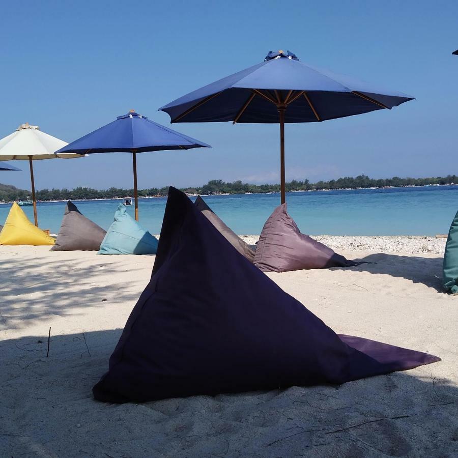 Sunset Beach Bungalow Gili Meno Exteriör bild