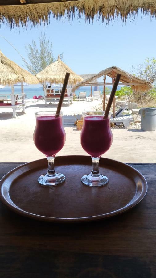 Sunset Beach Bungalow Gili Meno Exteriör bild
